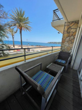 Fully equipped beachfront studio in the heart of the city center